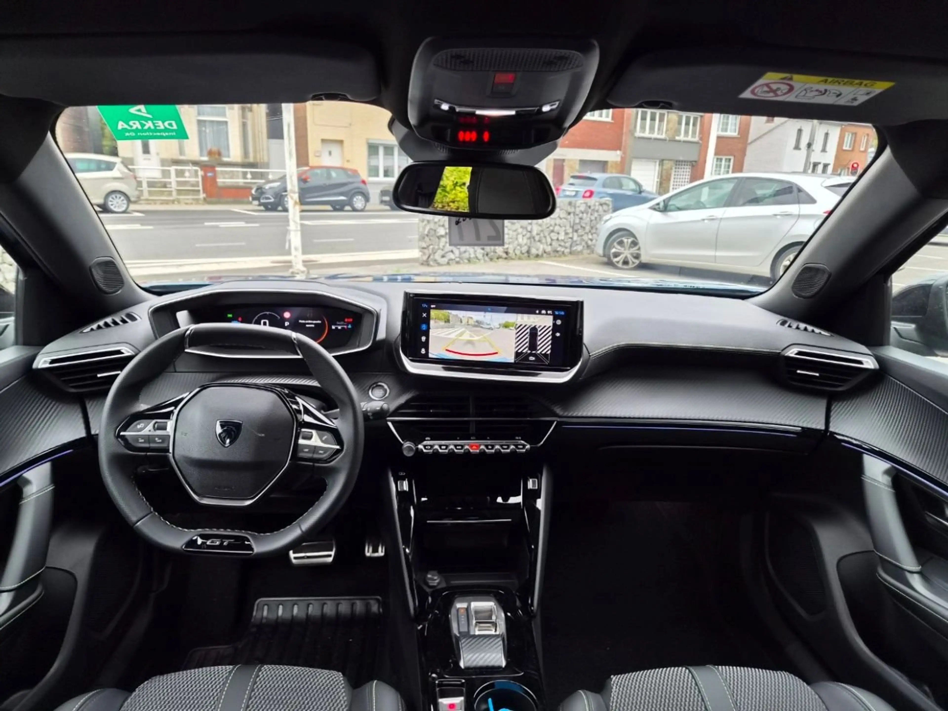 Peugeot 2008 GT 1.2 HYBRID 145 BOITE AUTOMATIQUE — photo 2