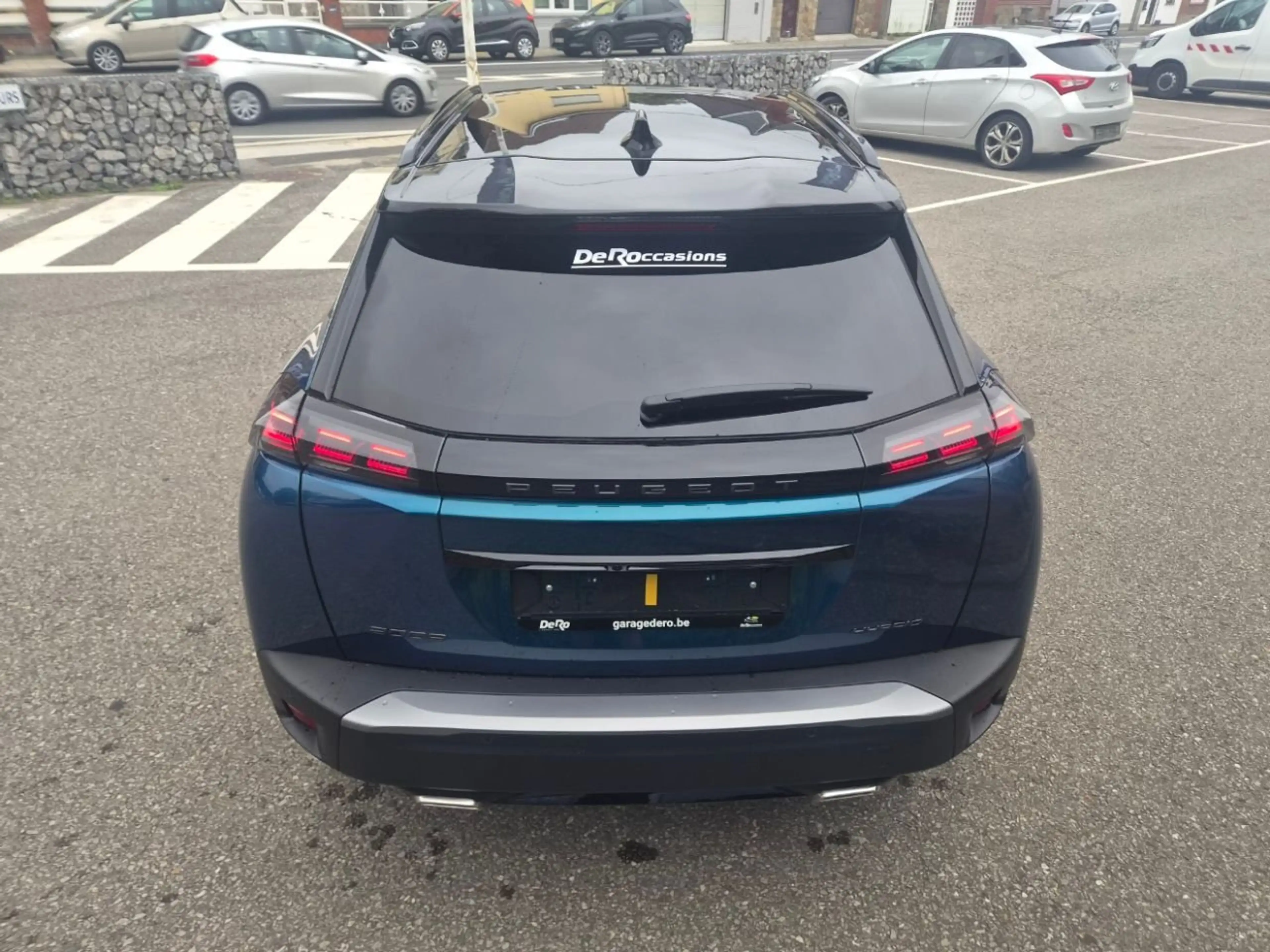 Peugeot 2008 GT 1.2 HYBRID 145 BOITE AUTOMATIQUE — photo 15