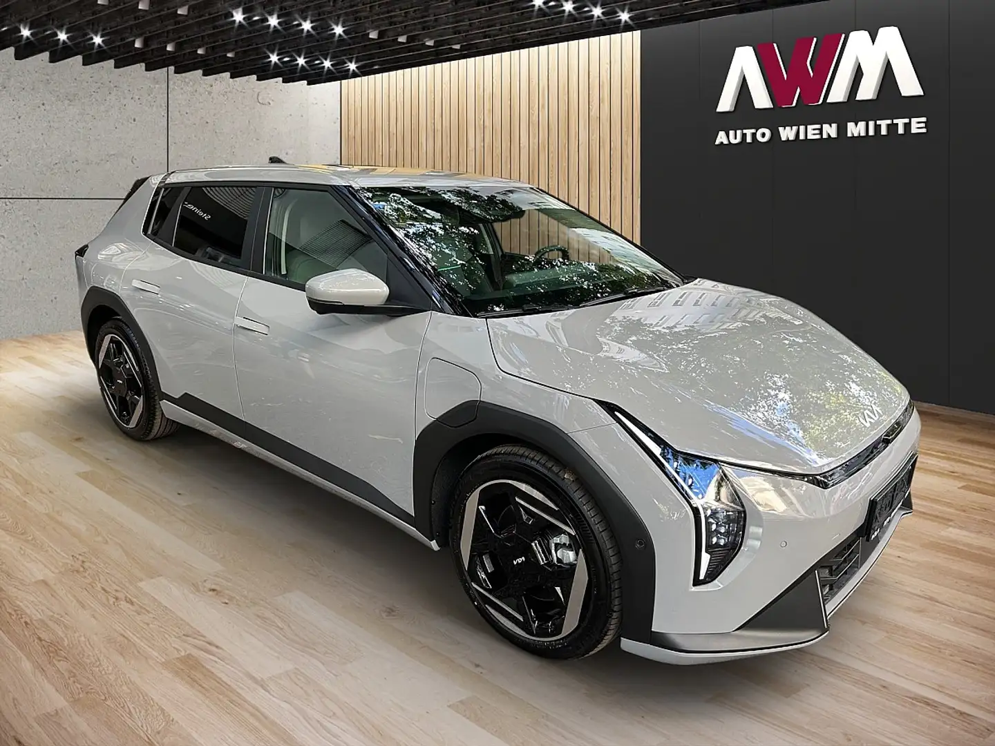 Kia EV4 Kia EV4 Hatchback Earth Plus inkl. P1 Dynamic S... Grijs - 2