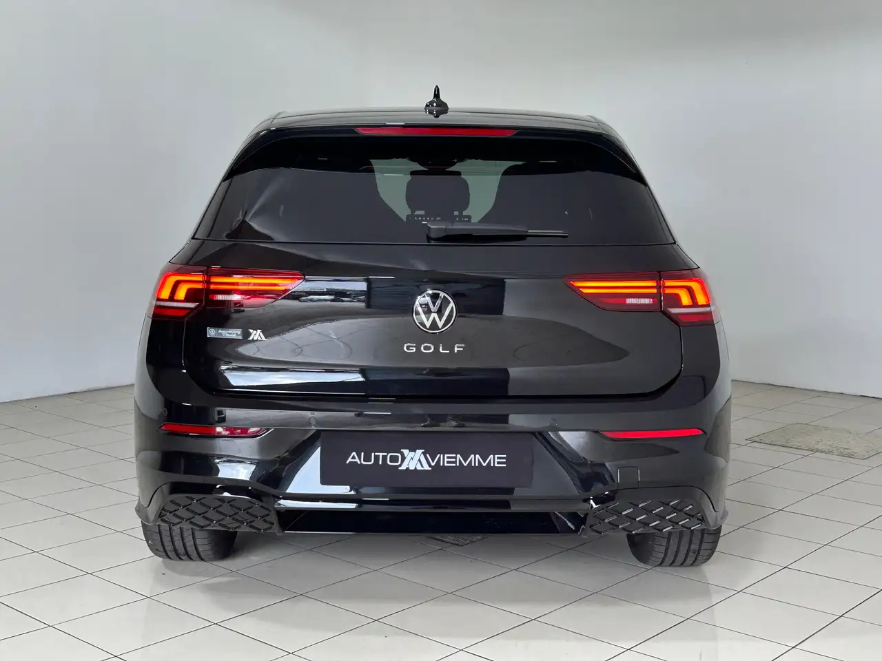 Volkswagen Golf R-Line Plus 150cv dsg + Anniversary model 5