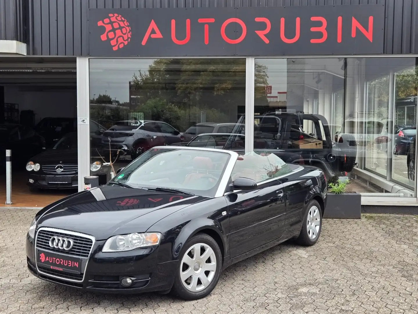Audi A4 Cabriolet 1.8 T LEDER/PDC/SCHECKHEFT GEPFLEGT Noir - 1