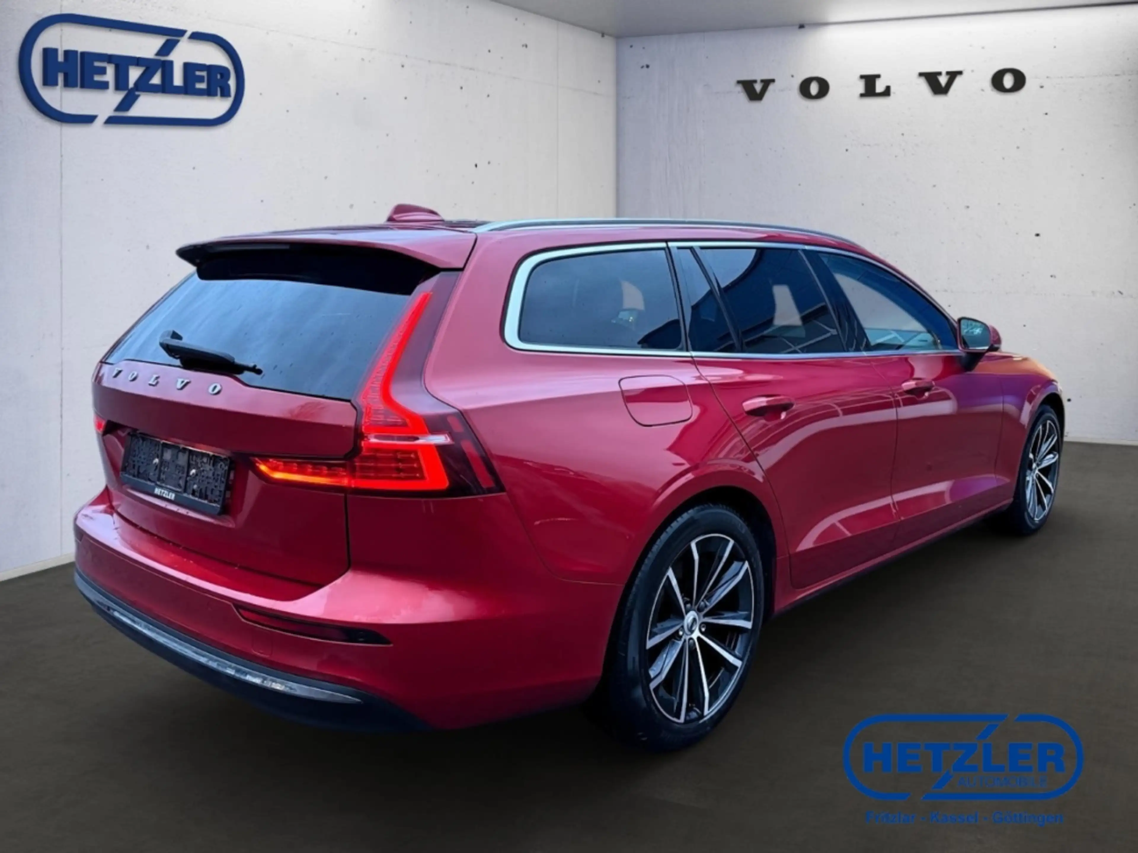 Volvo V60 Recharge Core Recharge PlugIn Hybrid T6 AWD 8-Gang
