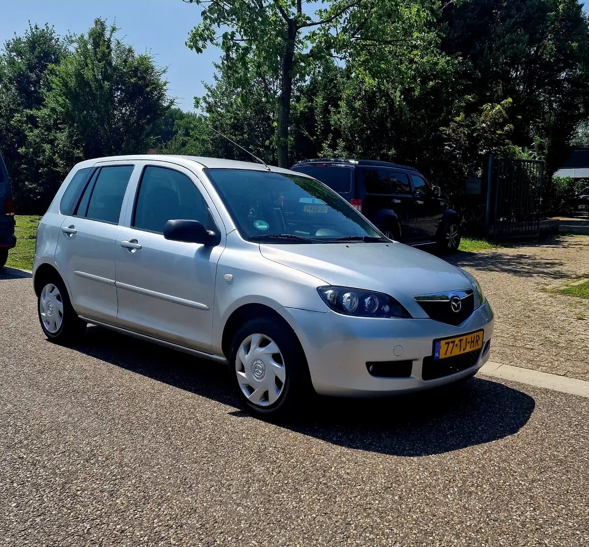 Mazda 2 1.4 Touring * Airco * Trekhaak Grijs - 2