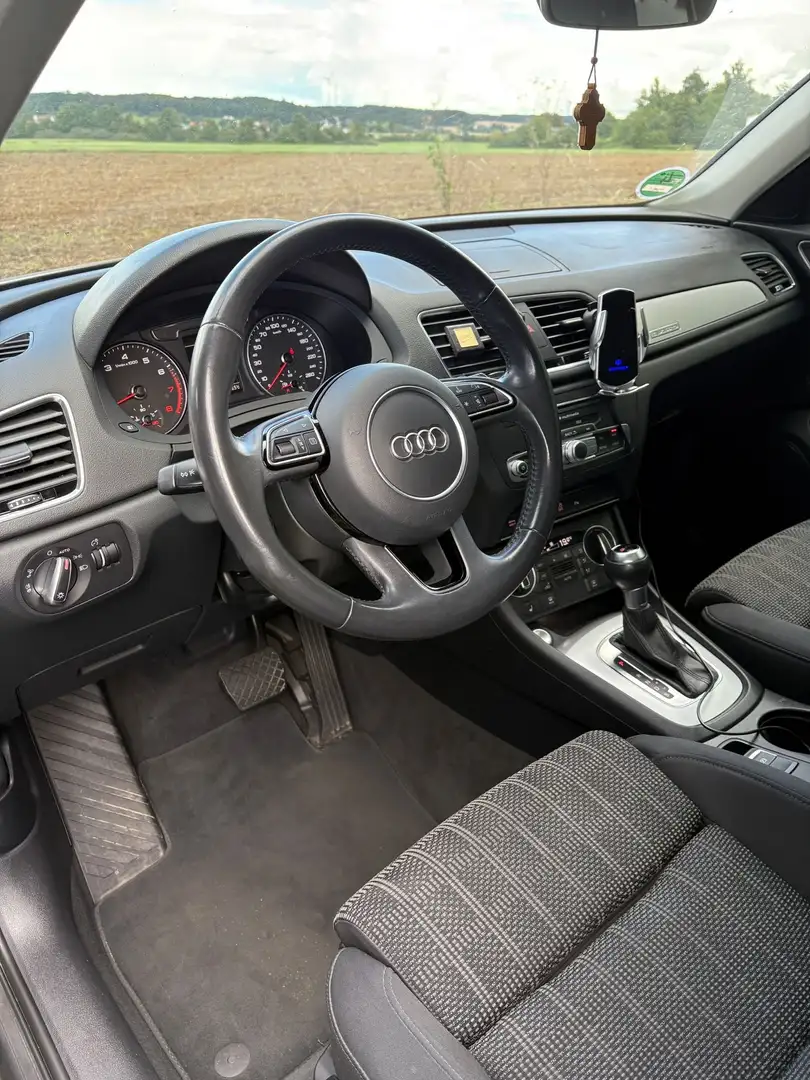 Audi Q3 2.0 TFSI quattro S tronic - 1
