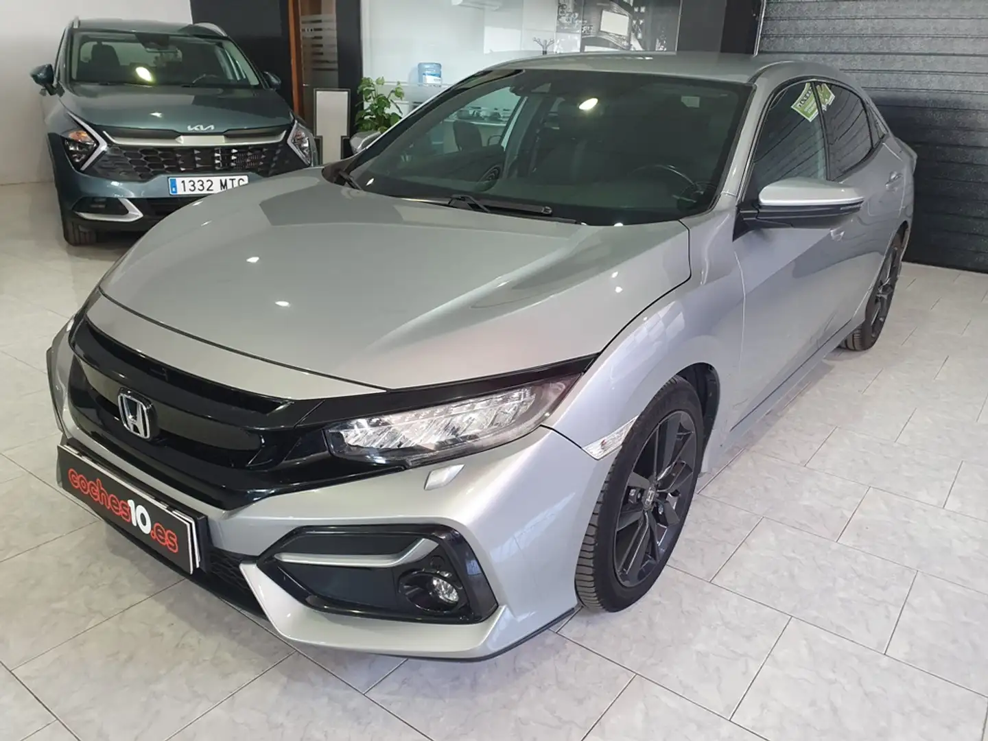 Honda Civic 1.0 VTEC Turbo Elegance Navi Plateado - 2