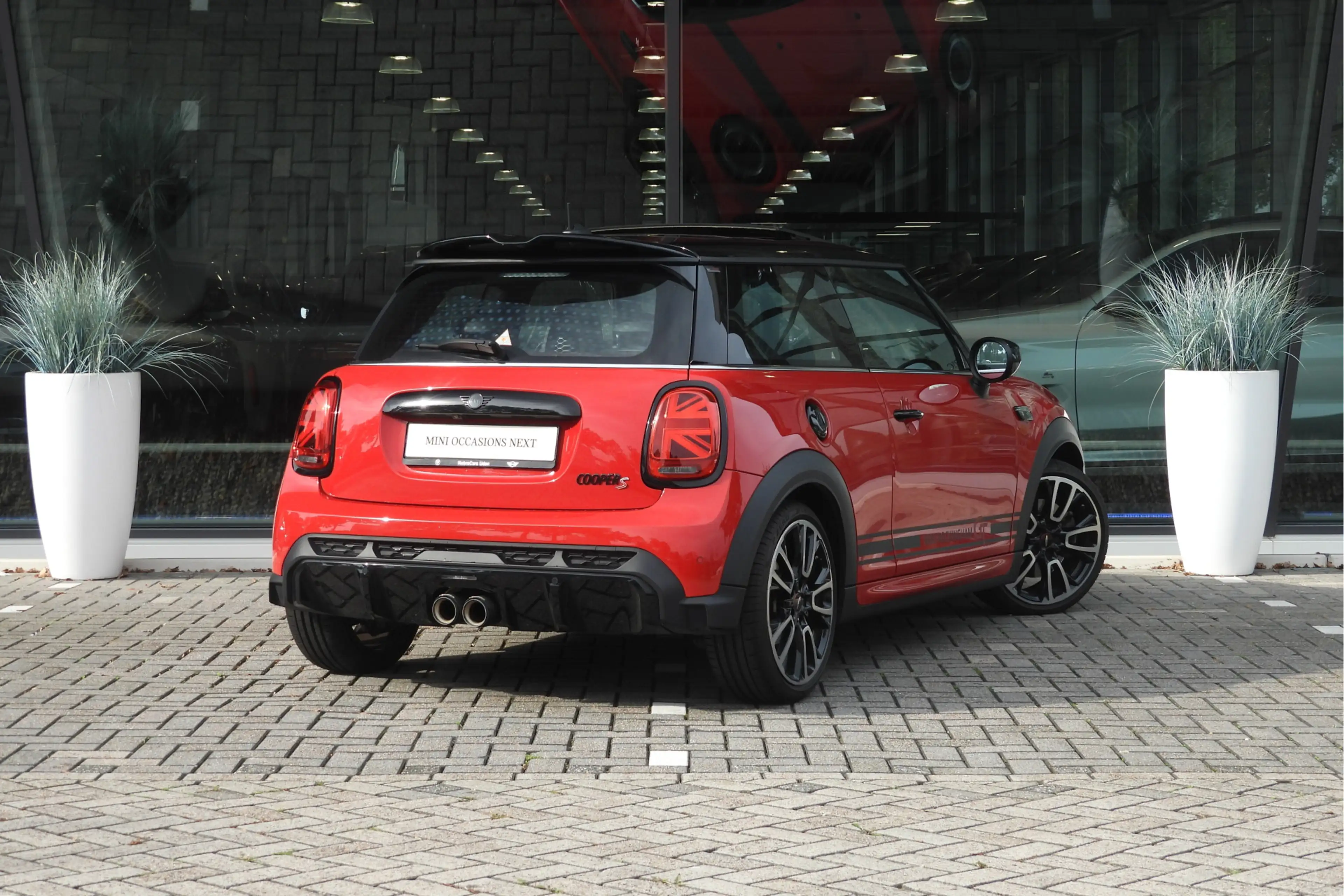MINI John Cooper Works Hatchback S Rockingham GT JCW Automaat / Panoramad — photo 4