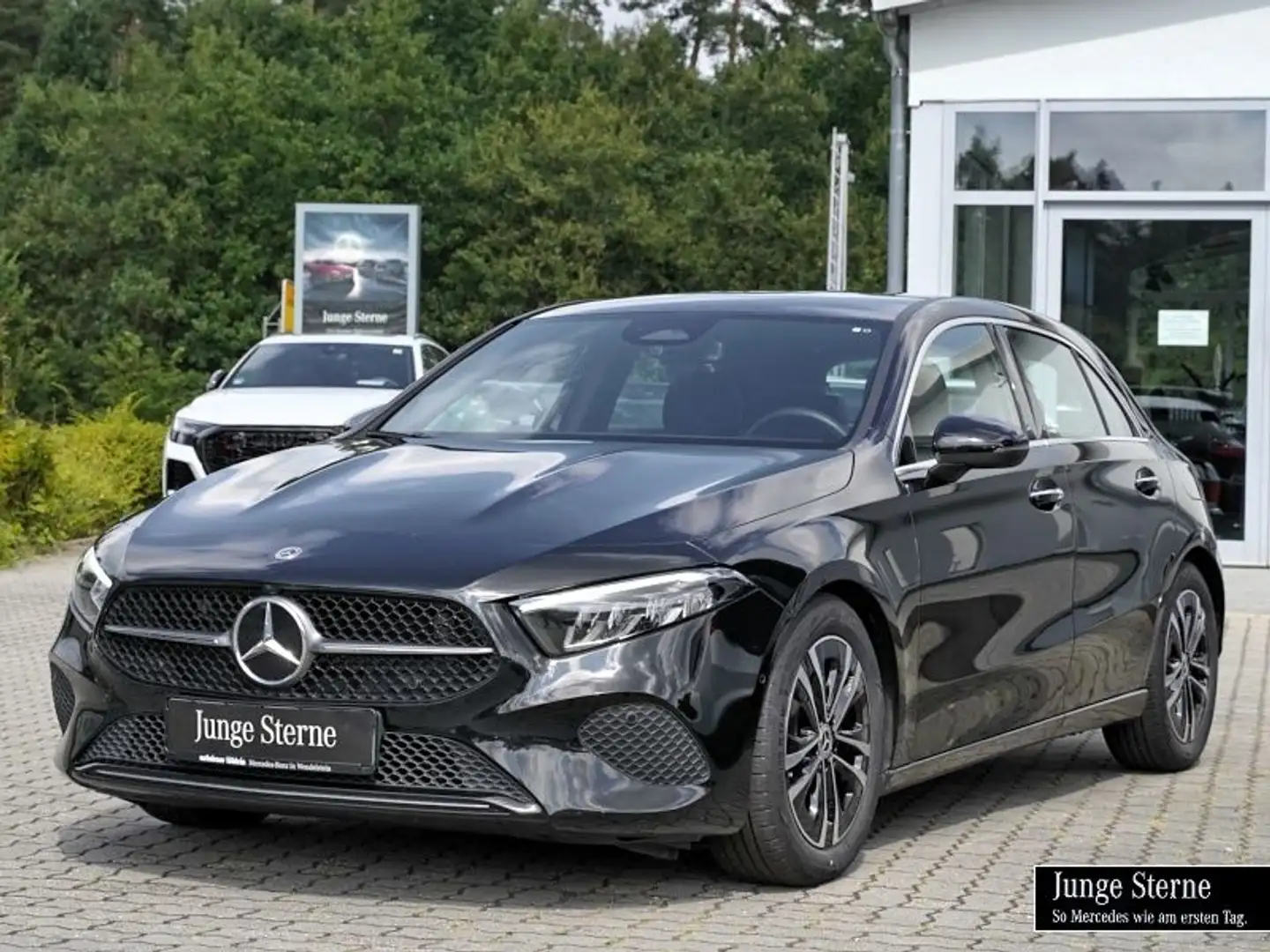 Mercedes-Benz A 200 PROGRESSIVE ADVP AMBIENTE+KAMERA+KEYLESS+W Negro - 2