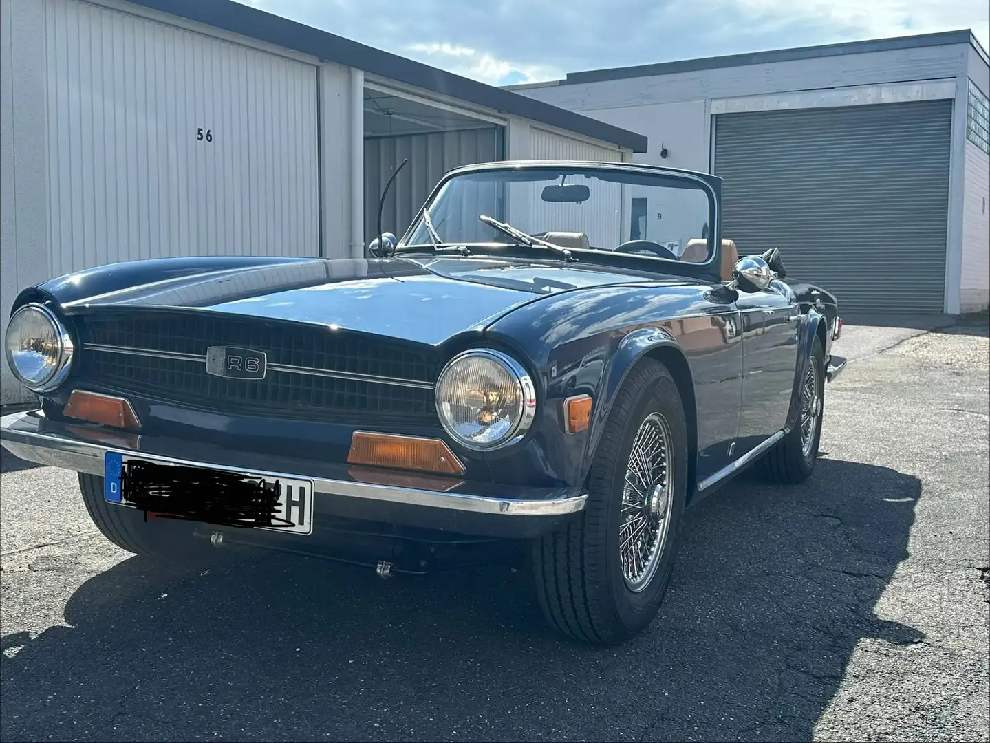 Triumph TR6 Roadster Blau - 1