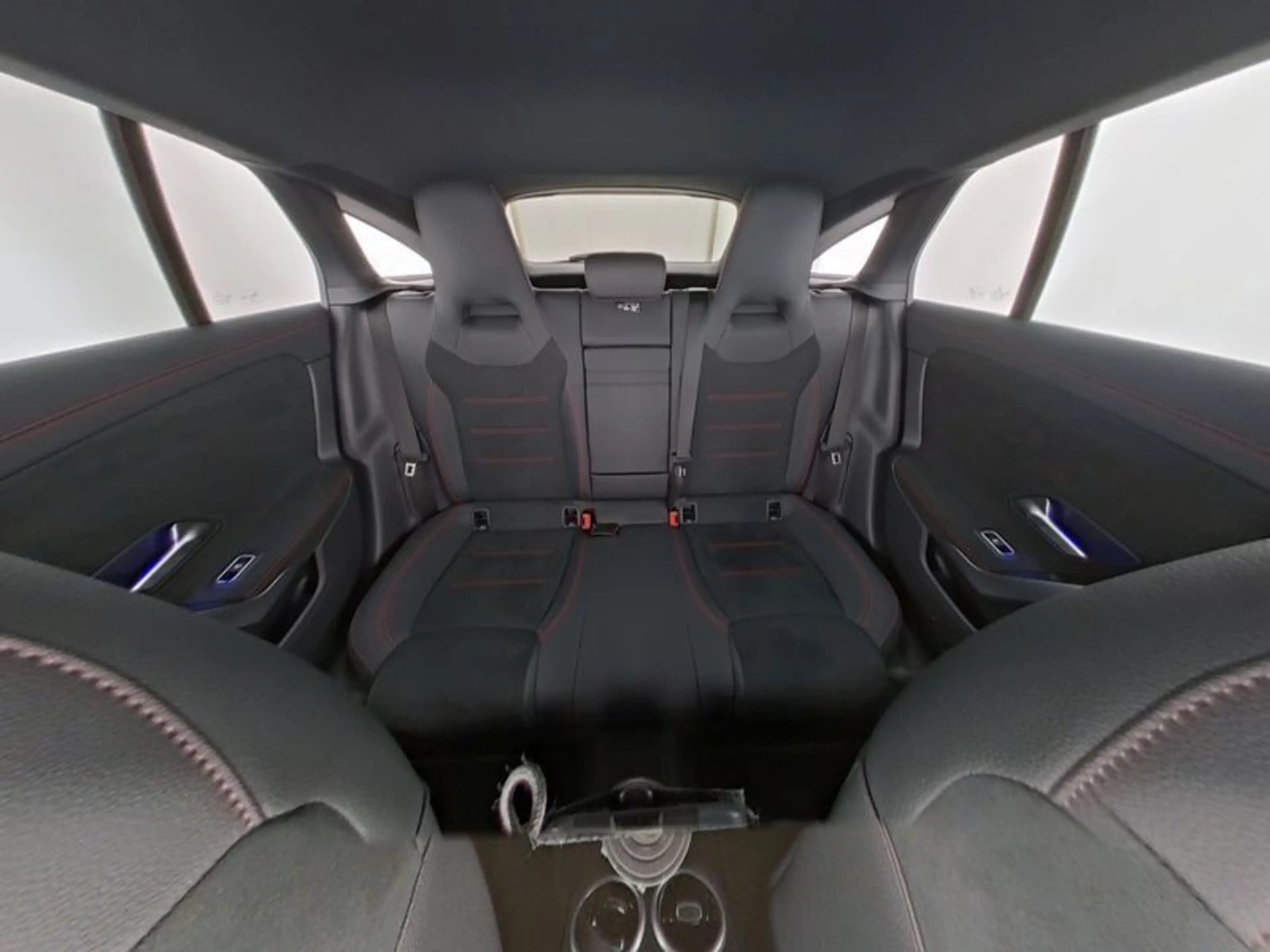 Mercedes-Benz CLA 200 AMG-PREMIUM NIGHT AHK STANDHEIZ MBEAM — photo 10