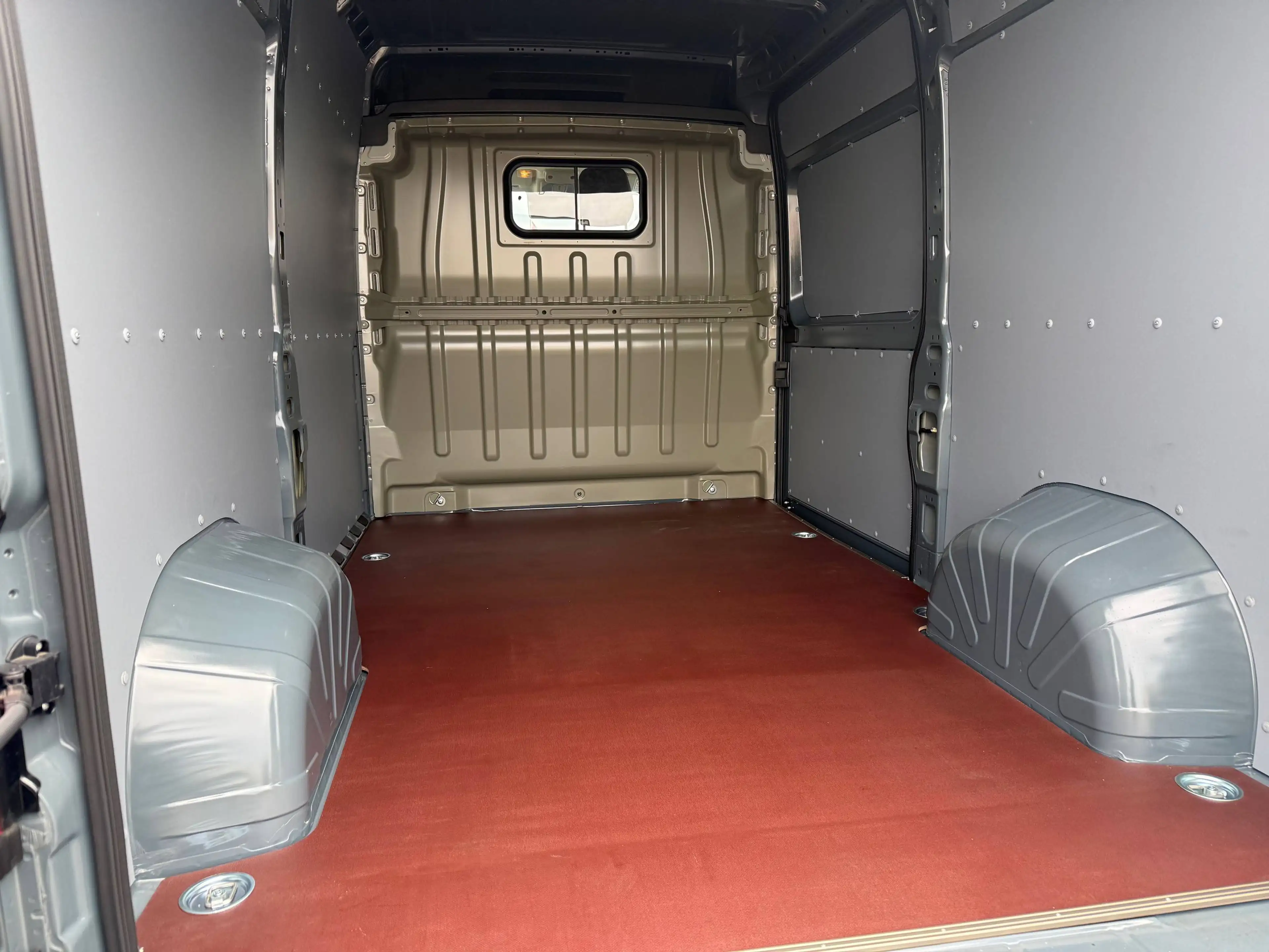 Citroen Jumper 35 L2H2 Automatik Blue HDi 140 — photo 12