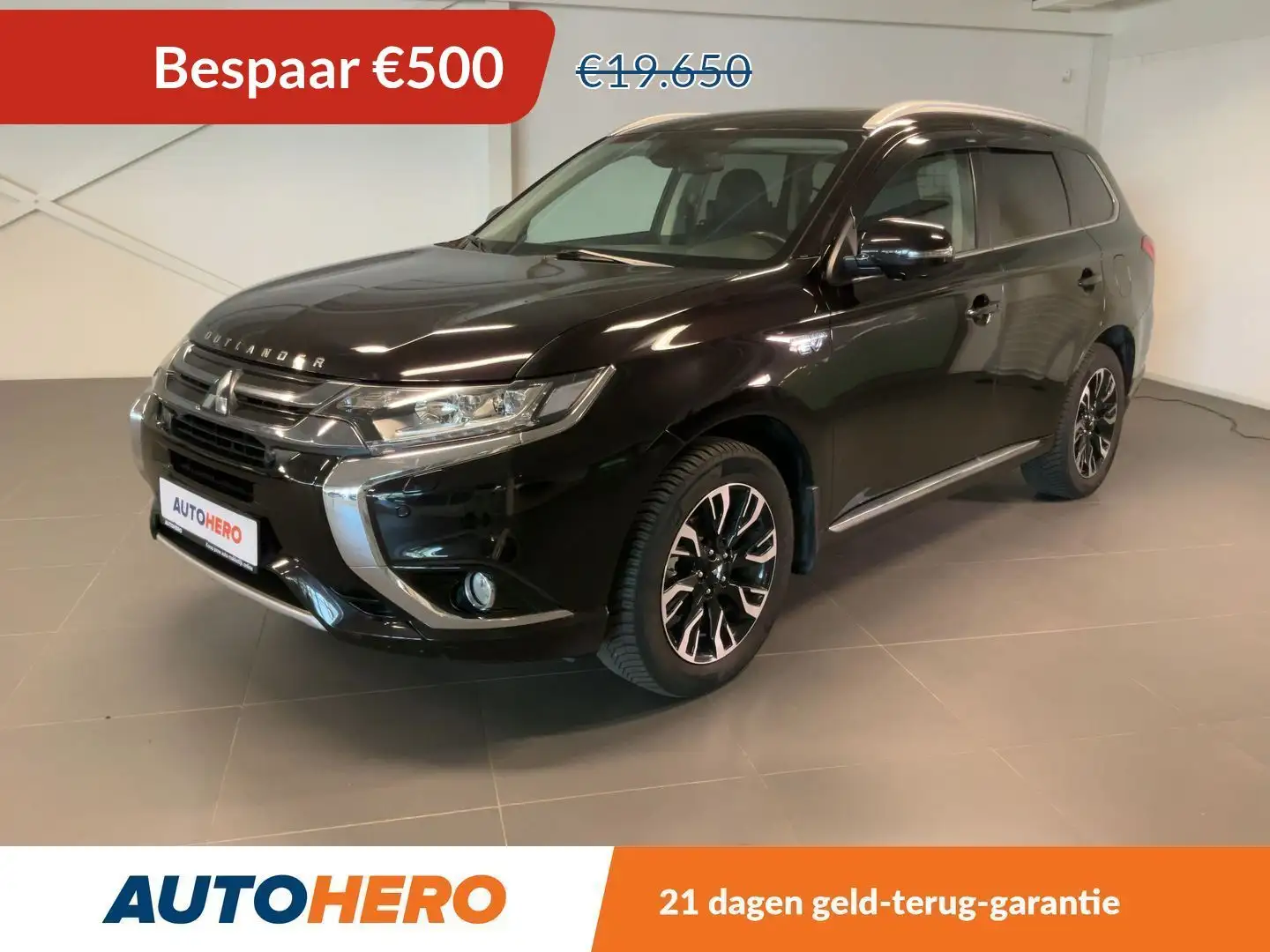 Mitsubishi Outlander 2.0 PHEV Top 4WD Schwarz - 1