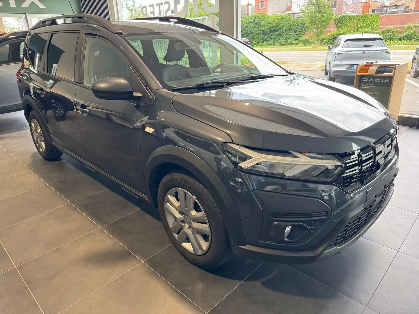 Dacia Jogger Expression TCe 110 *Garantie tot 02/2028 Gris - 2