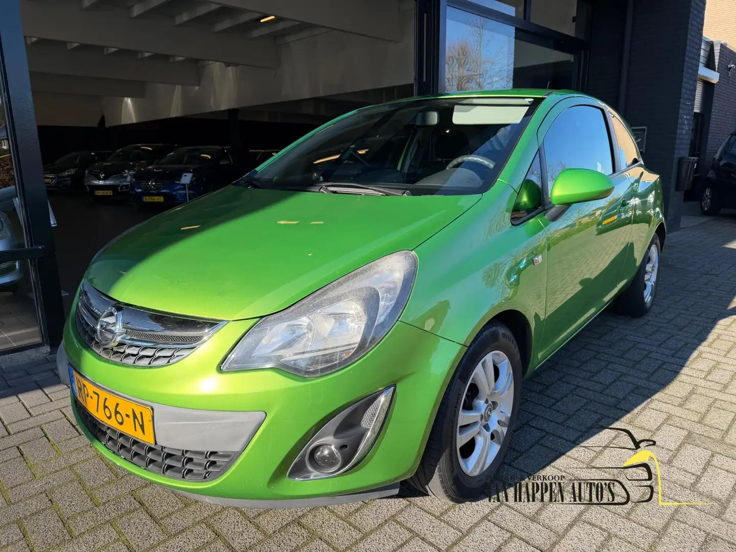 Opel Corsa 1.2-16V Cosmo / apk 2-2027 Grün - 2