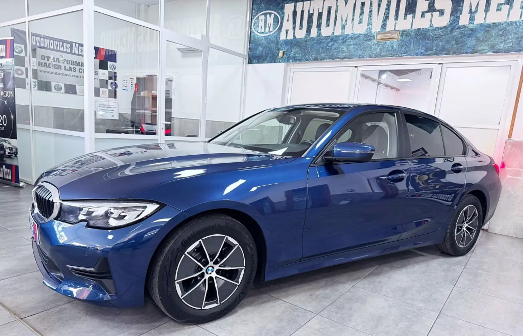 BMW 318 318d Azul - 2