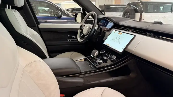 Land Rover Range Rover 2023, foto 3