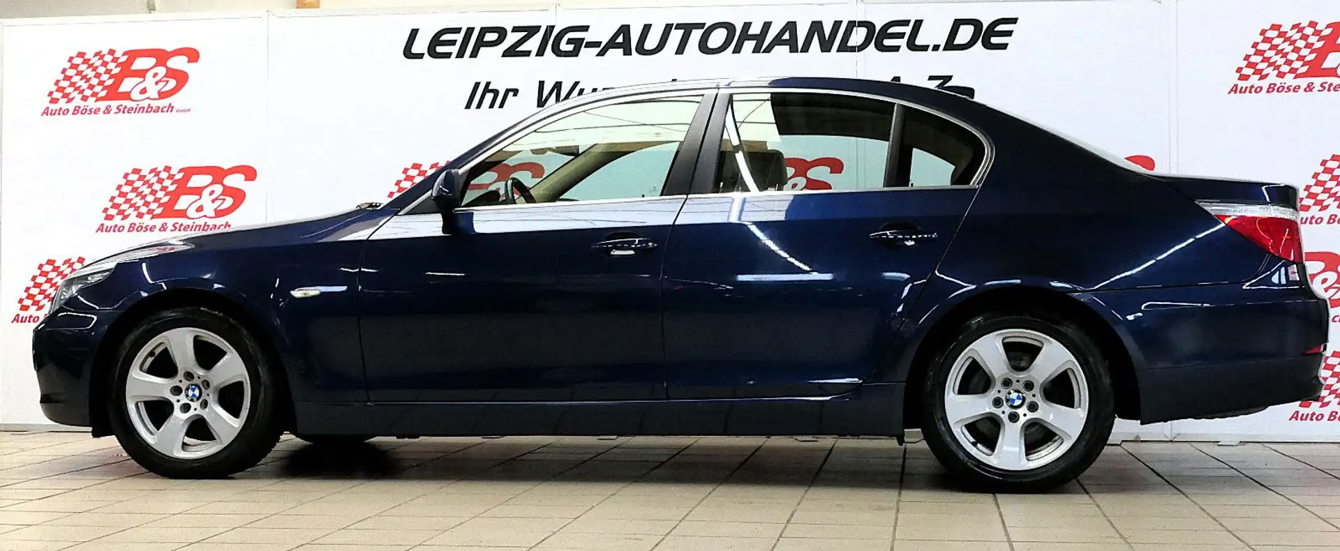 BMW 523 Baureihe 5 Lim. 523i *Bi-Xenon*PDC*SHZ*TEL* Blauw - 2