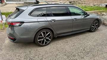 Passat Variant 2.0 TDI SCR R-Line DSG R.Line, Harman Kardon