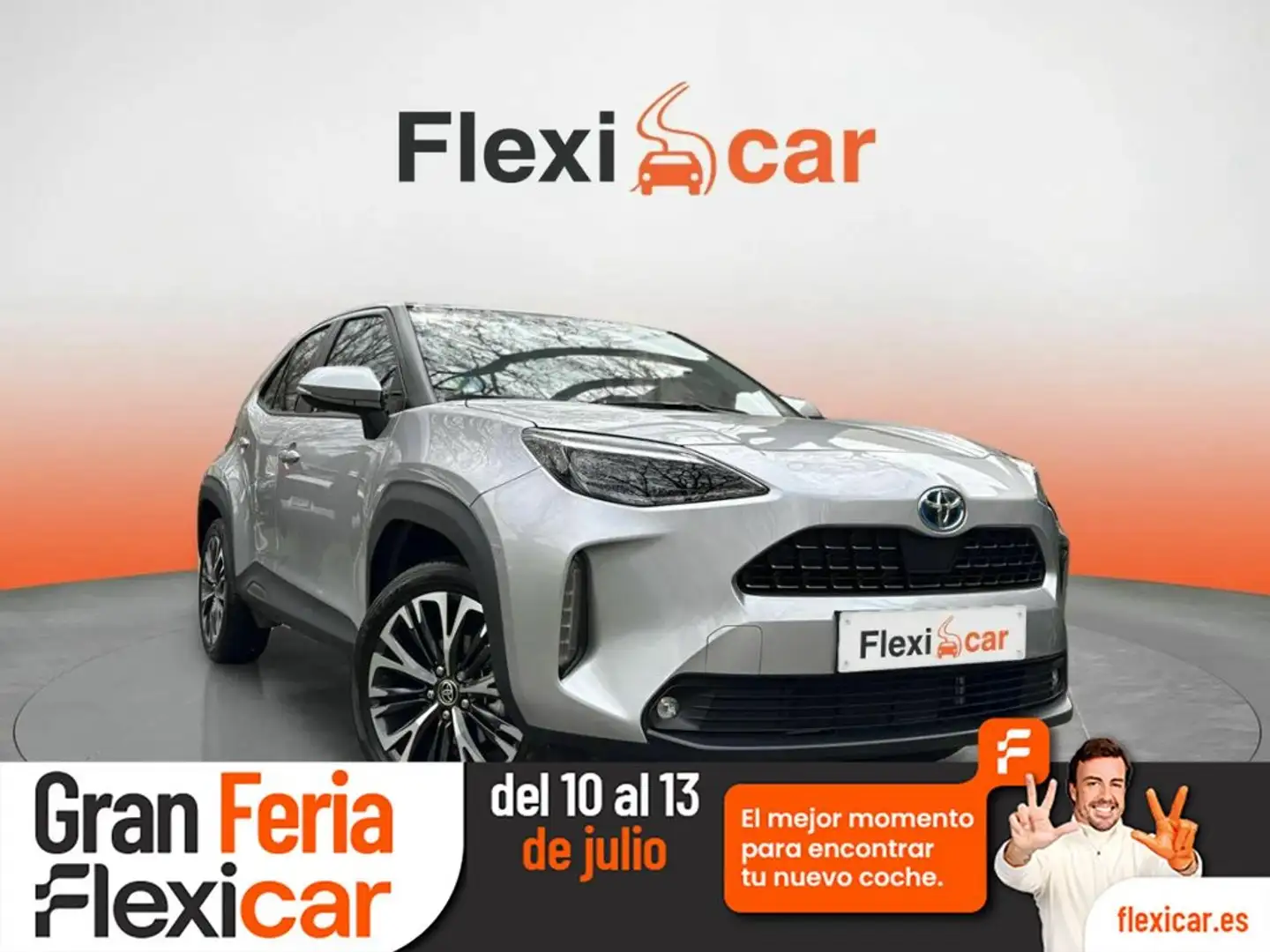 Toyota Yaris Cross 1.5 120H Adventure Gris - 1