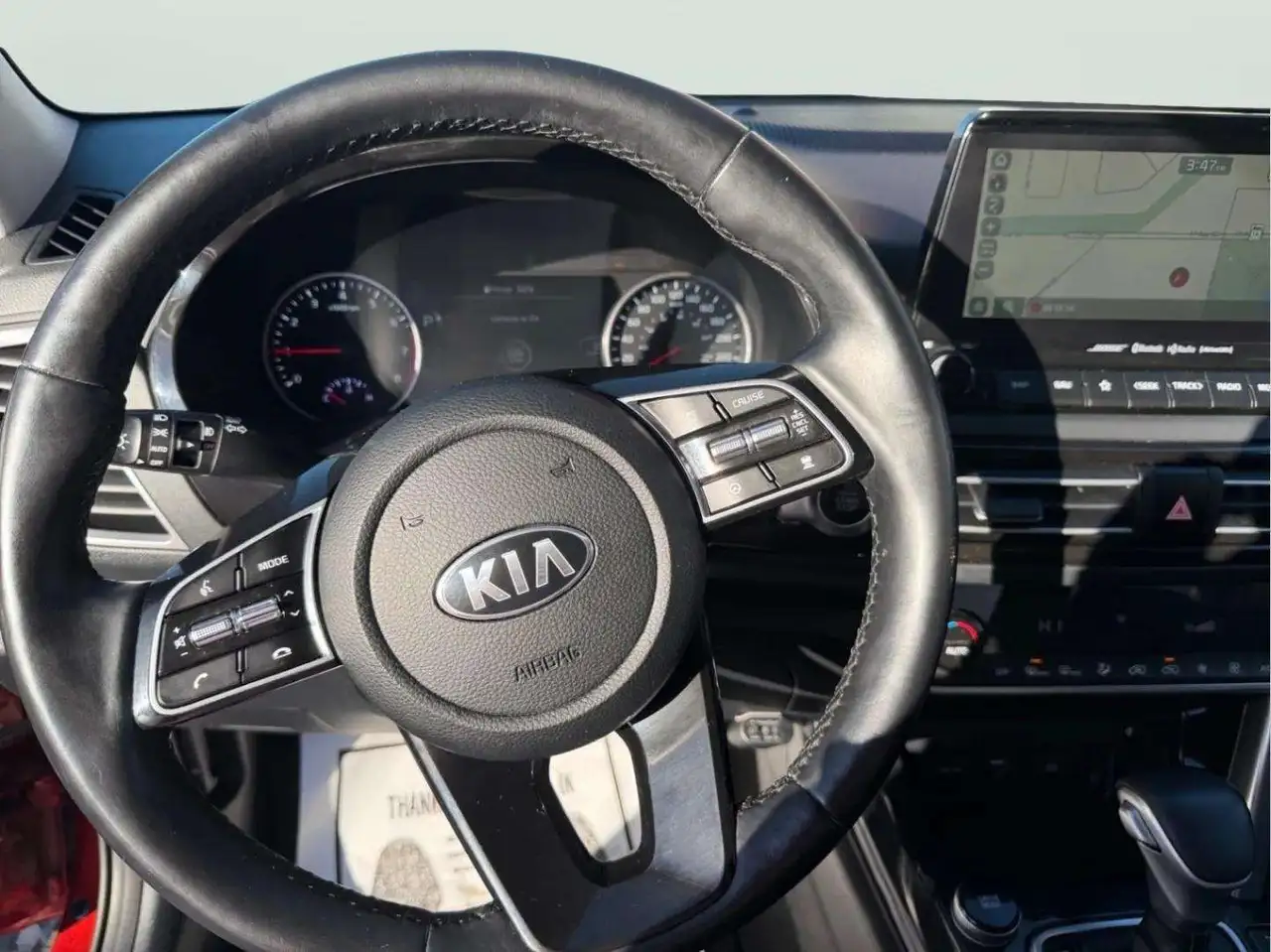 Kia Seltos снимка Kia Seltos