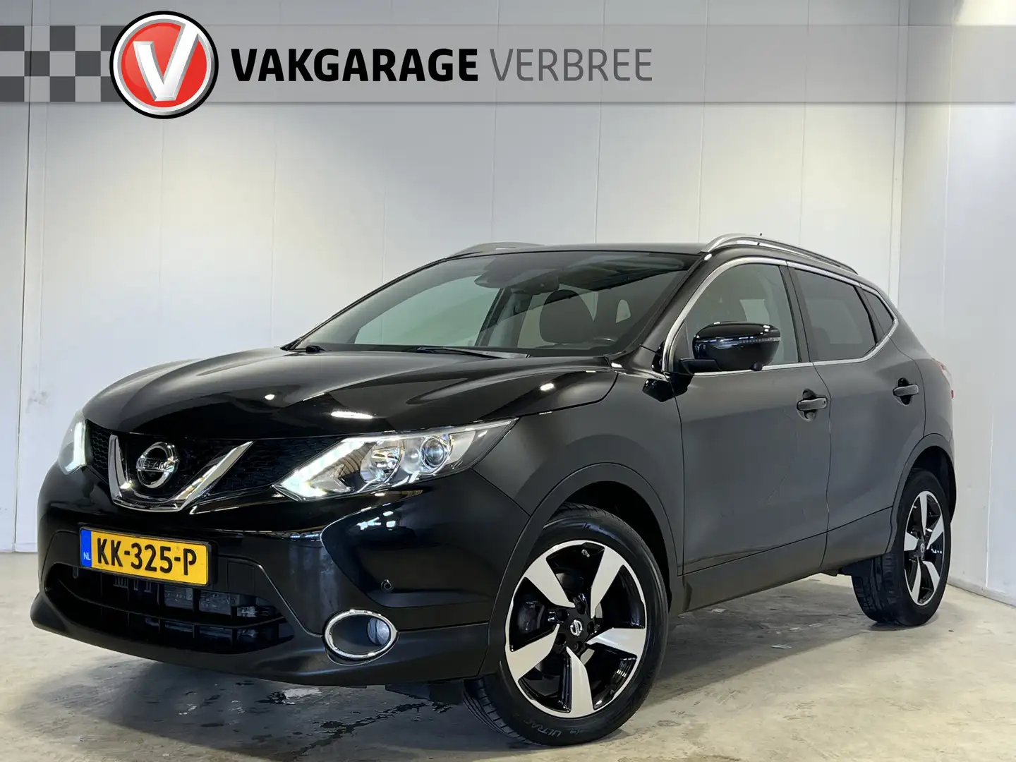 Nissan Qashqai 1.2 N-Connecta | Navigatie | LM Velgen 18" | Cruis Zwart - 1