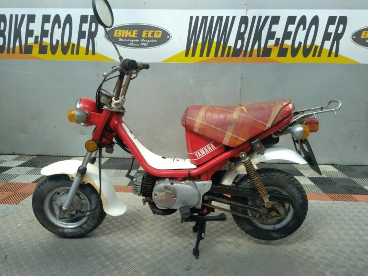 Yamaha Rojo - 2