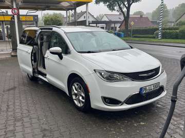 Pacifica L
