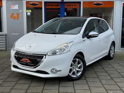 Peugeot 208 1.2 PureTech Style Panorama Cruise LM Led PDC 5-De