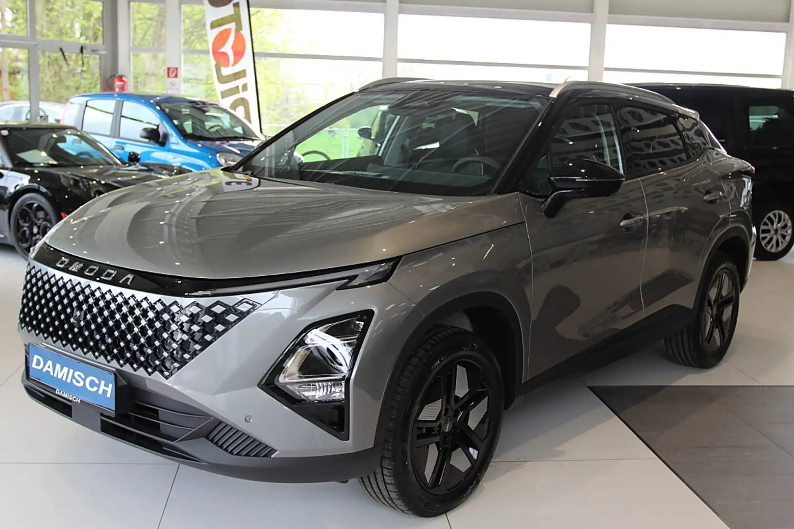 Omoda 5 HEV Premium Line Silber - 1