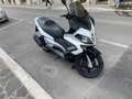 Aprilia SR Max 300 Wit - thumbnail 3