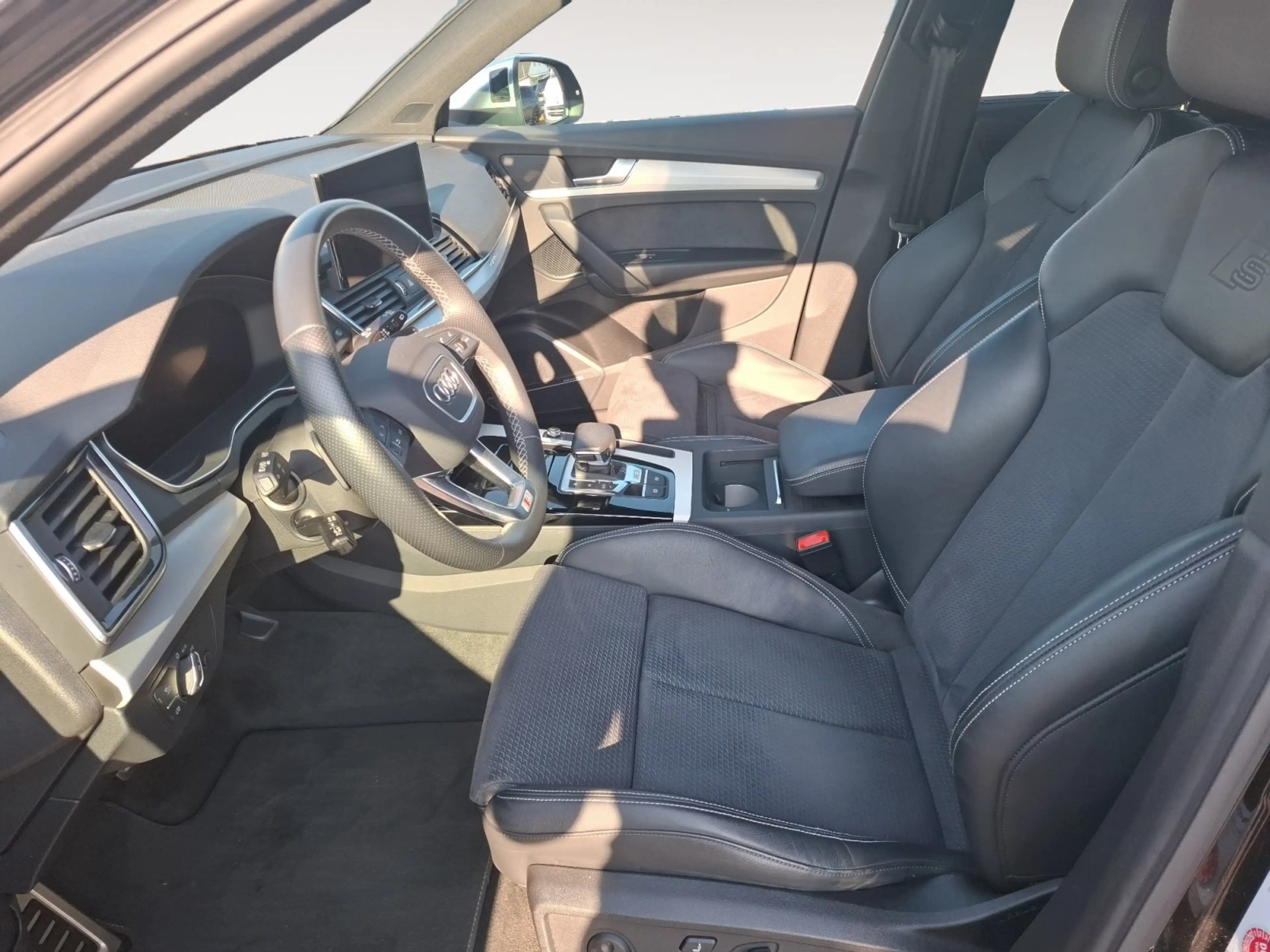 Audi SQ5 3,0 TDI quattro 360 ACC Massage B&O 21 Zoll — photo 7