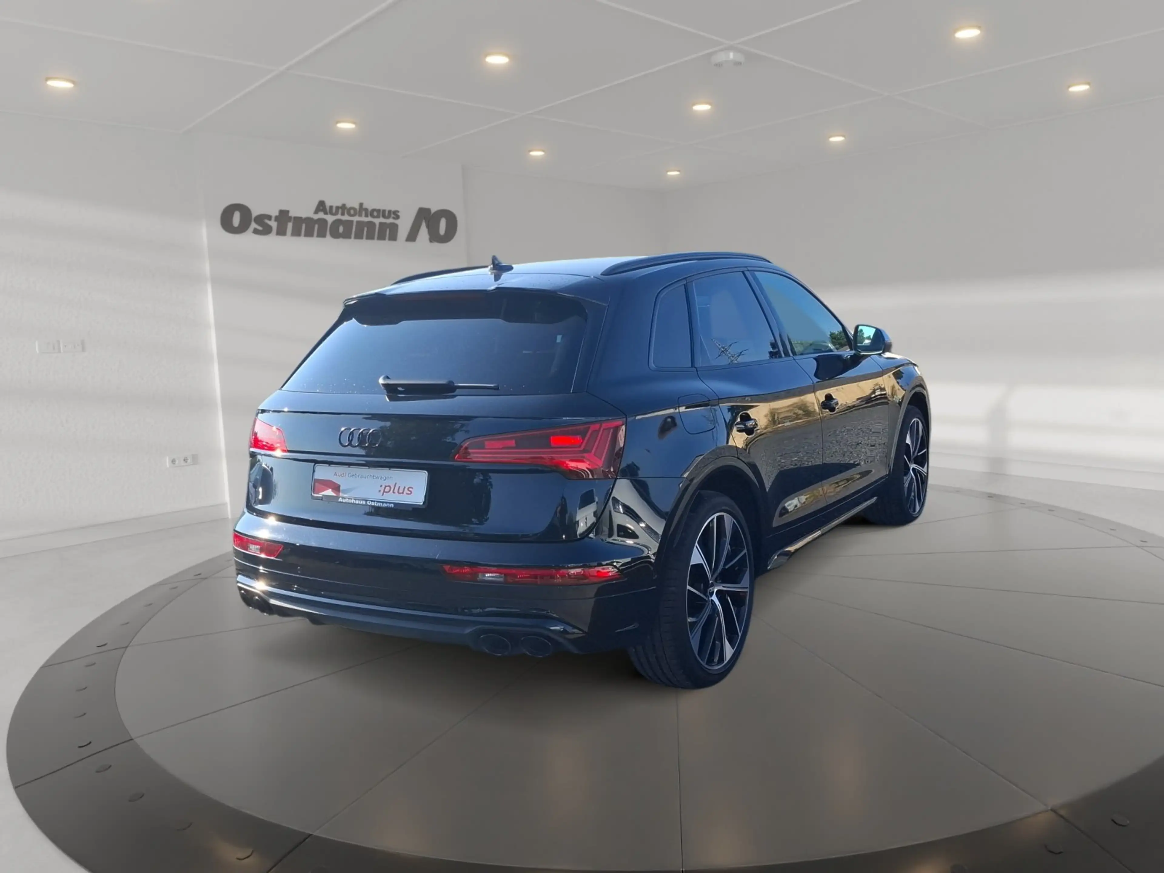 Audi SQ5 3,0 TDI quattro 360 ACC Massage B&O 21 Zoll — photo 4