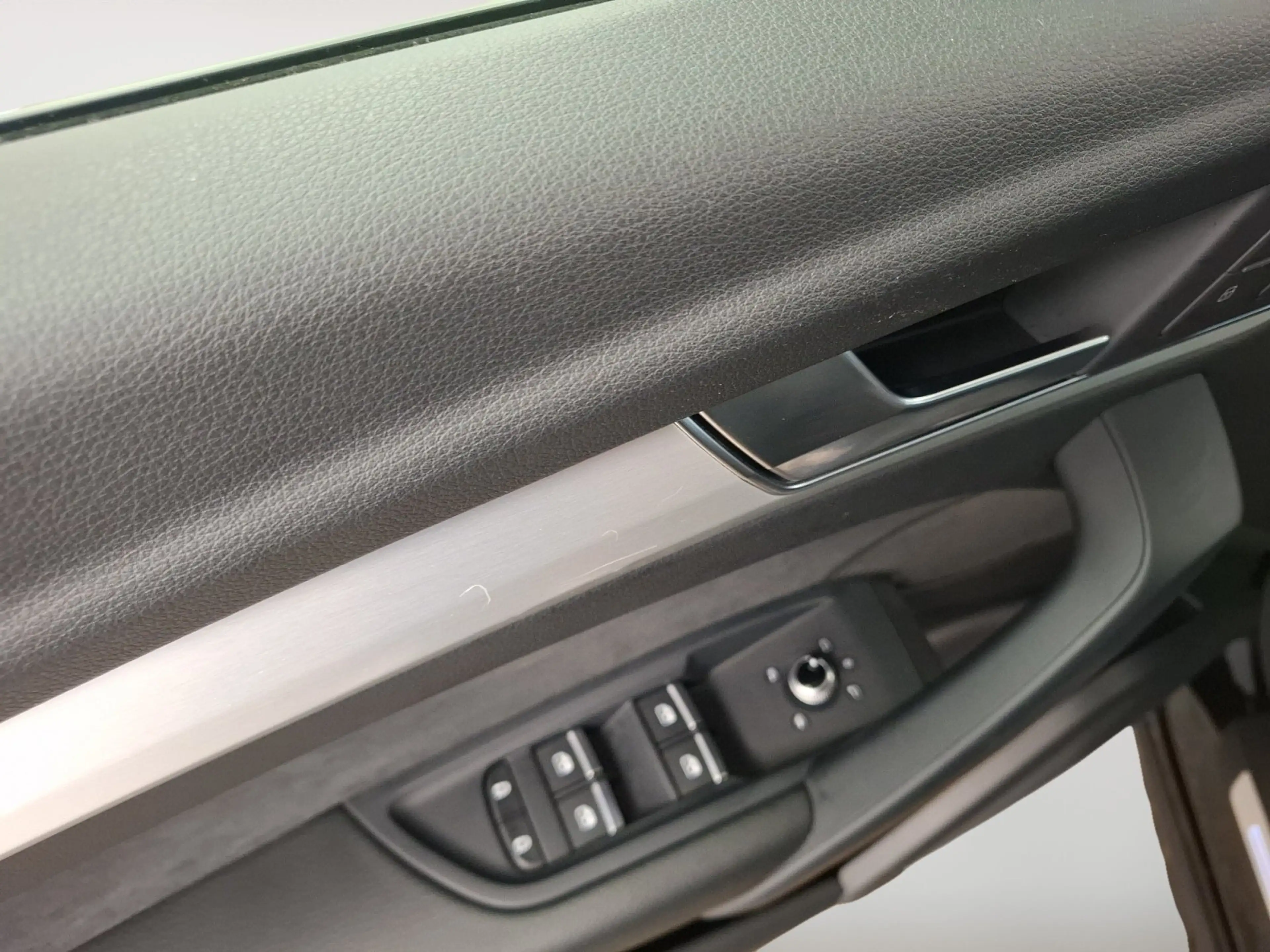 Audi SQ5 3,0 TDI quattro 360 ACC Massage B&O 21 Zoll — photo 14
