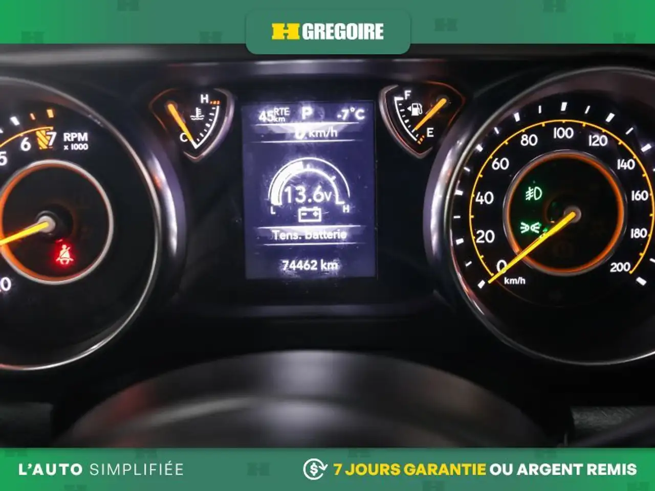 Jeep Wrangler снимка Jeep Wrangler