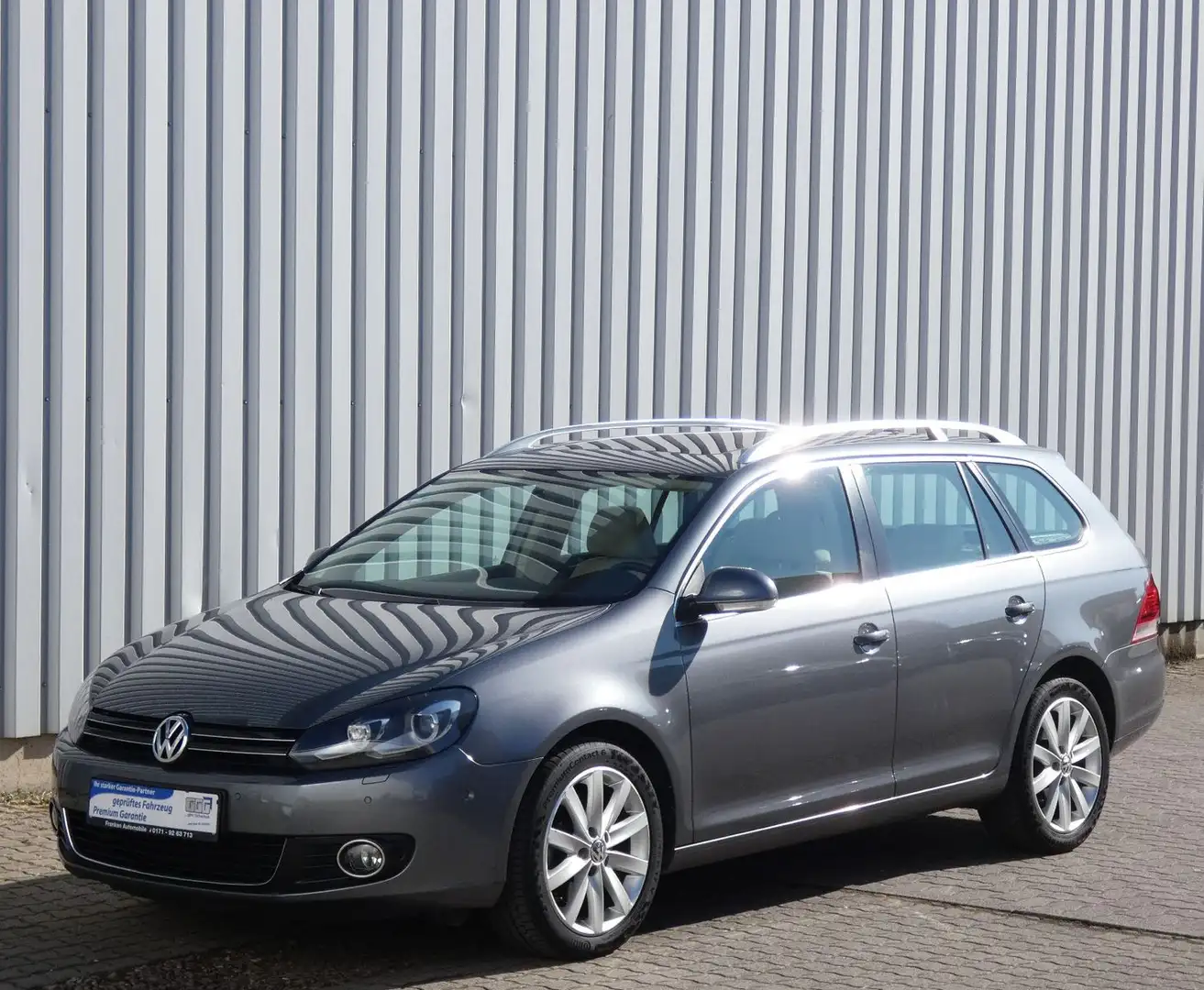 Volkswagen Golf VI Variant Highline-DSG-1.Hand-Xenon-Navi Gris - 2