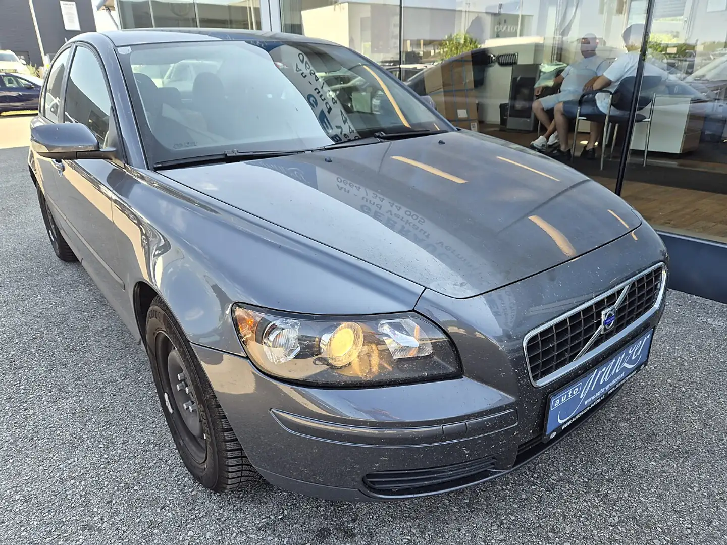 Volvo S40 1,6 D Grau - 2
