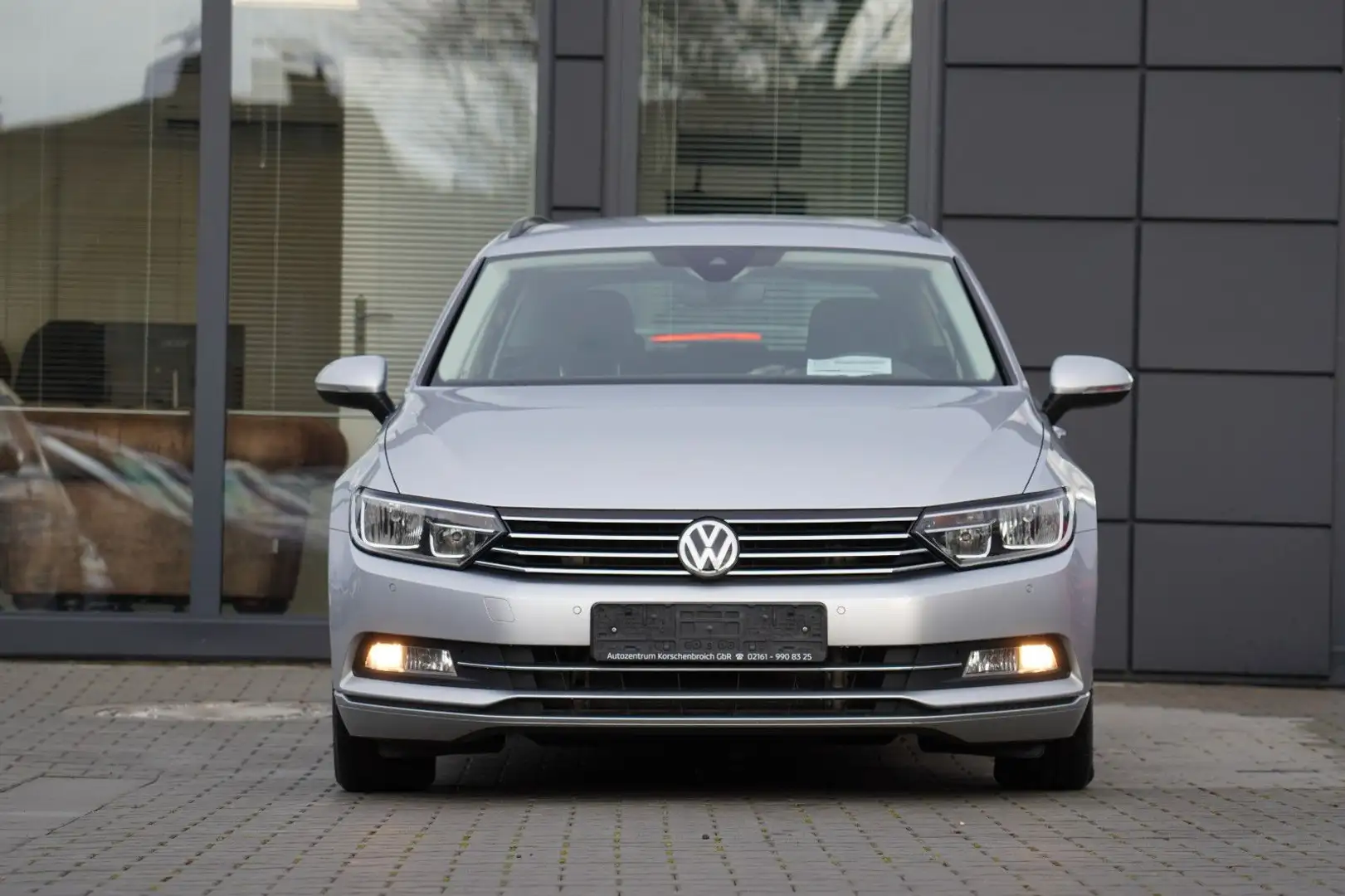 Volkswagen Passat Variant Passat Var. Comfort BMT *MIT 2 JAHRE GARANTIE* Argento - 2