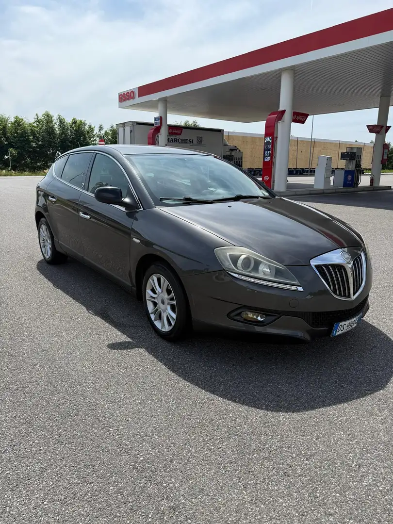 Lancia Delta 1.6 mjt Oro 120cv dpf Grigio - 2