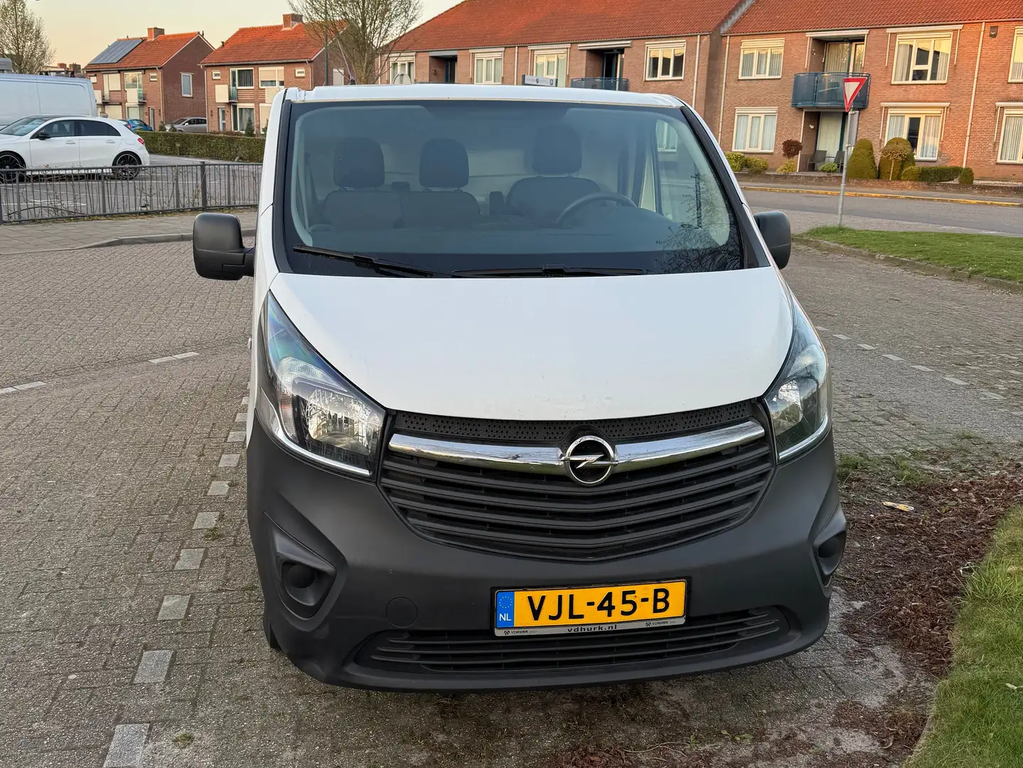 Opel Vivaro Vivaro 1.6 CDTI L1H1 Edition Wit - 2