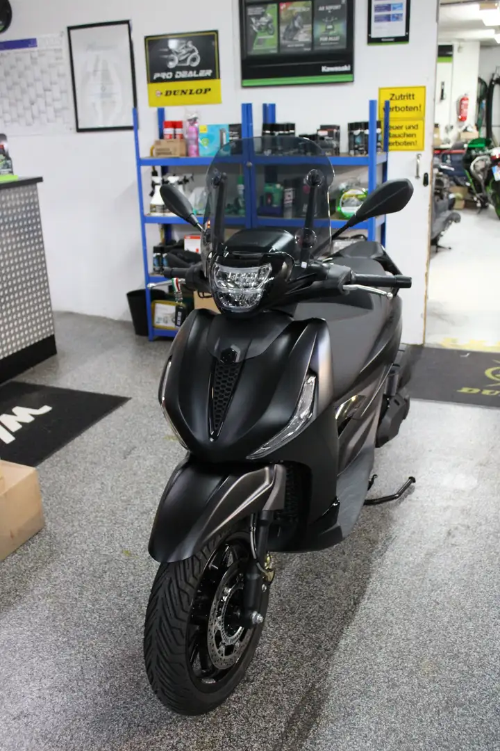 Piaggio Beverly 400 HPE Negro - 1