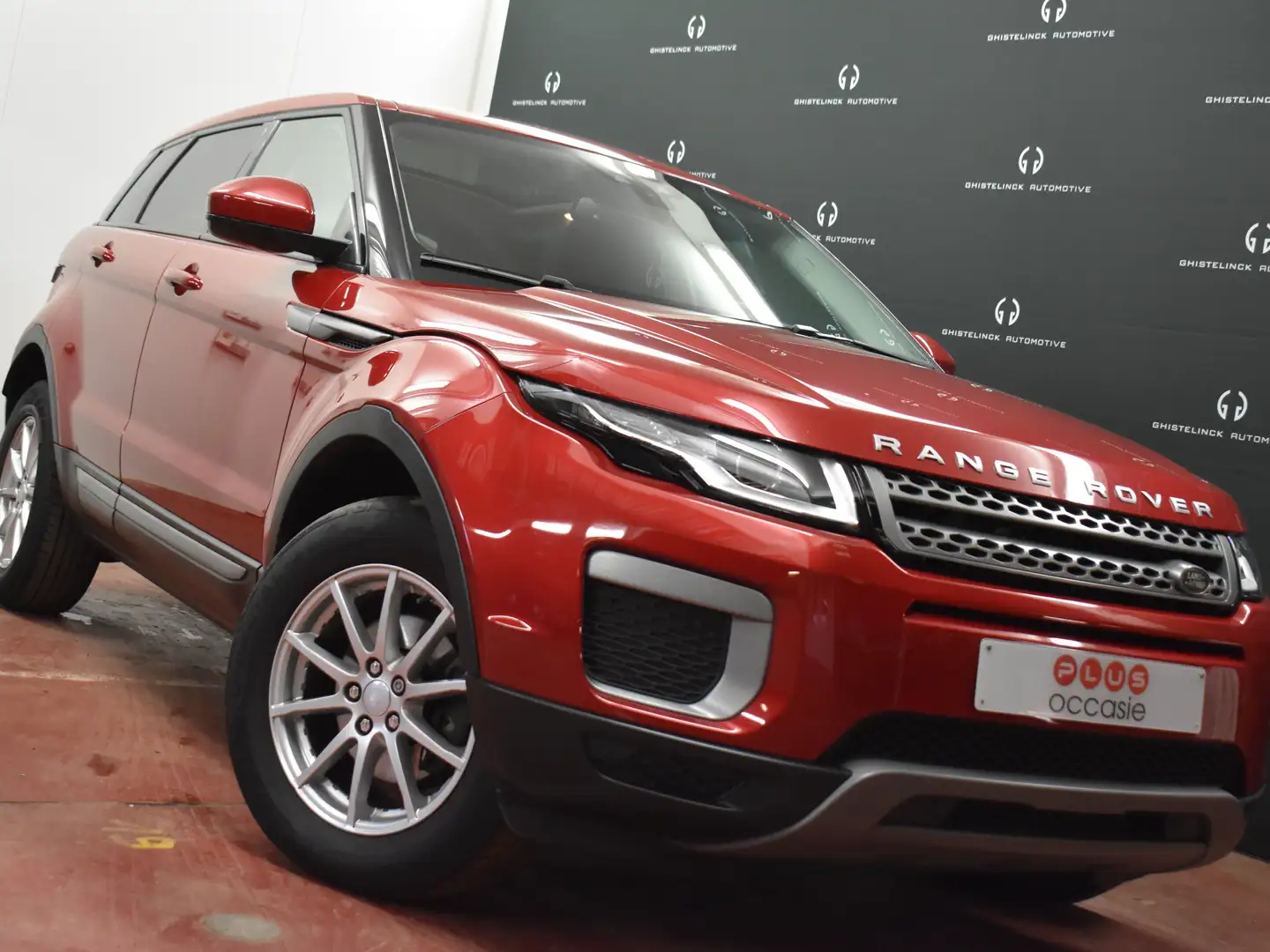 Land Rover Range Rover Evoque 2.0 eD4 2WD SE | Pano | Towbar | Heated stearing Rot - 1
