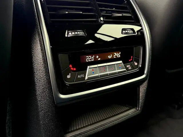 BMW X6 xDrive40d 48V Aut. M-Sport AHK Laser Luft Stand... Ansicht 40