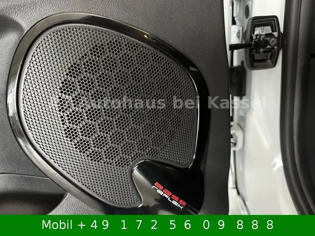 Renault Clio view 17