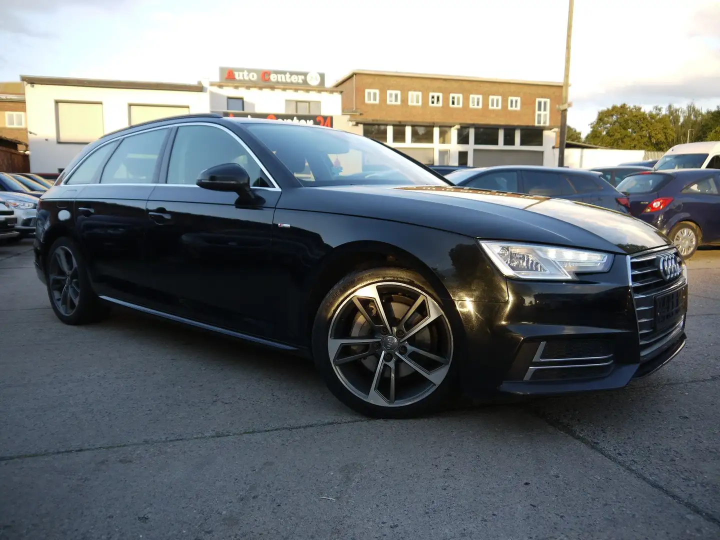 Audi A4 Avant Sport/S-Line/DSP/Xenon-Plus/Navi/BT Schwarz - 1
