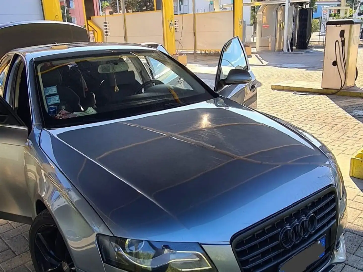 Audi A4 3.0 TDI DPF quattro - 1