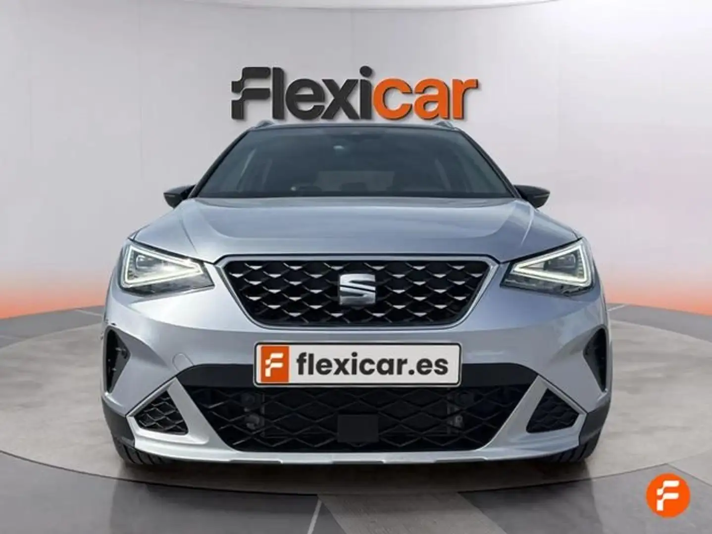 SEAT Arona 1.5 TSI 110kW (150CV) DSG FR Limited Ed Gris - 2
