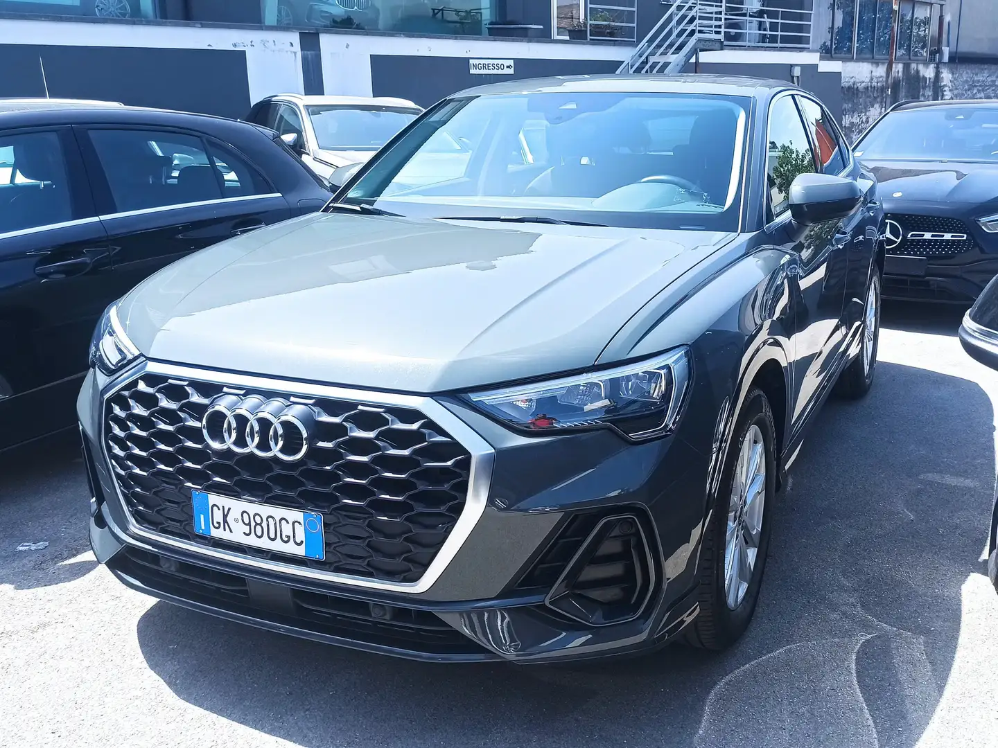 Audi Q3 Sportback 35 2.0 tdi **AUTOM.+LED+KM 34.000 ** Grigio - 2