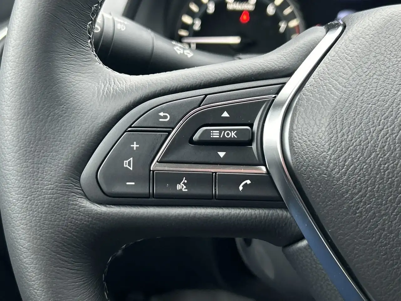 Infiniti Q50 снимка Infiniti Q50