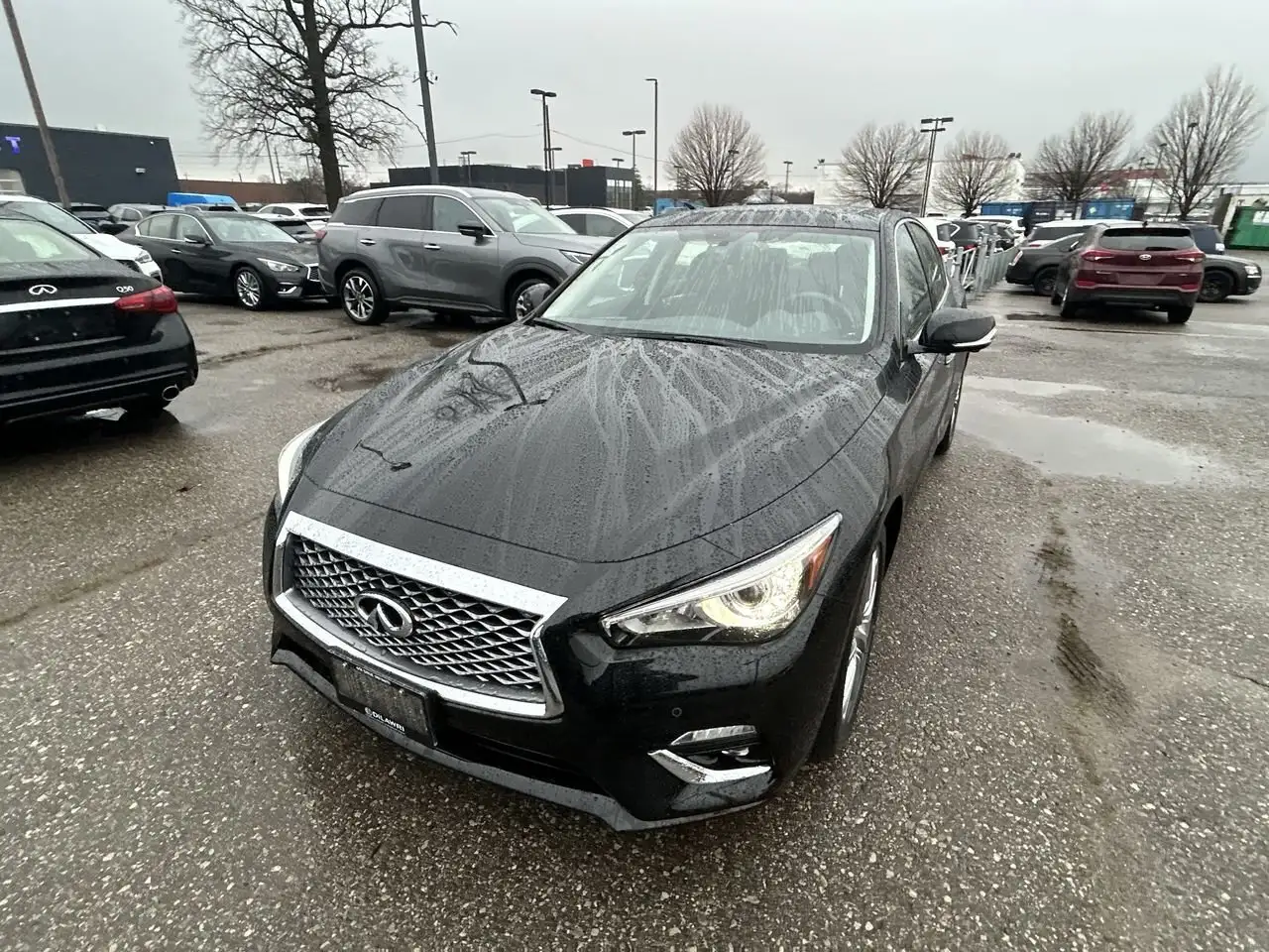 Infiniti Q50 снимка Infiniti Q50
