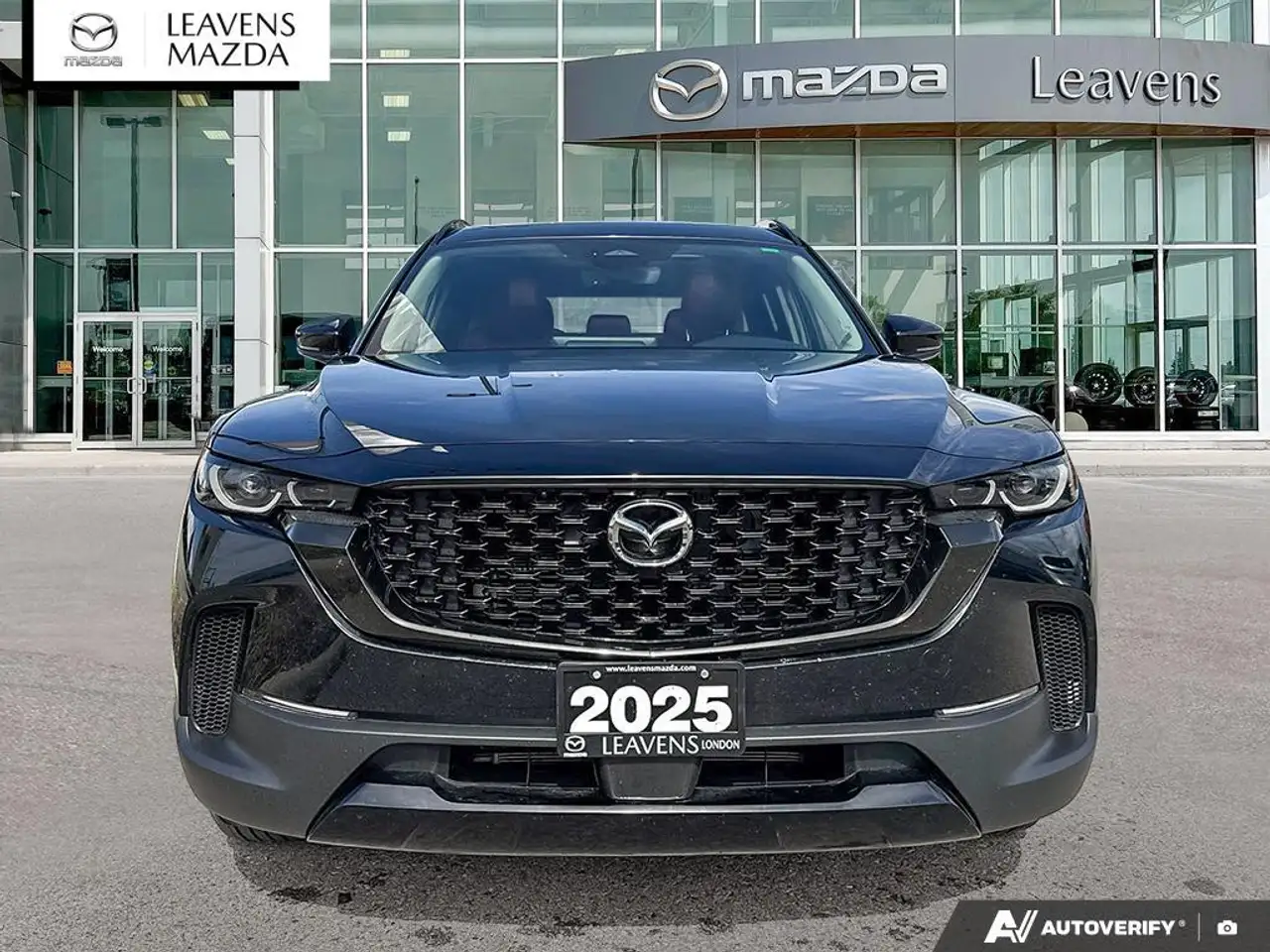 Mazda CX-50 Hybrid снимка Mazda CX-50 Hybrid