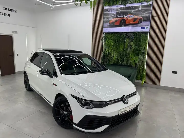 Volkswagen Golf 8 GTI CLUBSPORT 2.0 DSG 2023